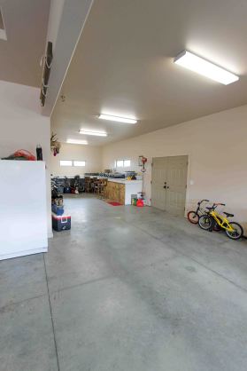 405-Milestone-home-for-sale-garage